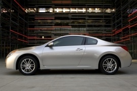 NISSAN Altima Coupe  2007 2012