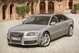 AUDI S8   2006 2011