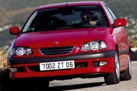 TOYOTA Avensis Liftback   1997 2003
